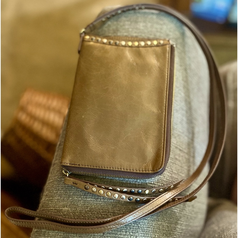 Hobo Brand clutch with strap. NWOT.